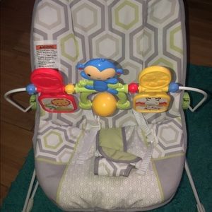 Baby vibrating chair